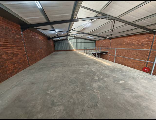 250M² WAREHOUSE TO LET IN ORMONDE
